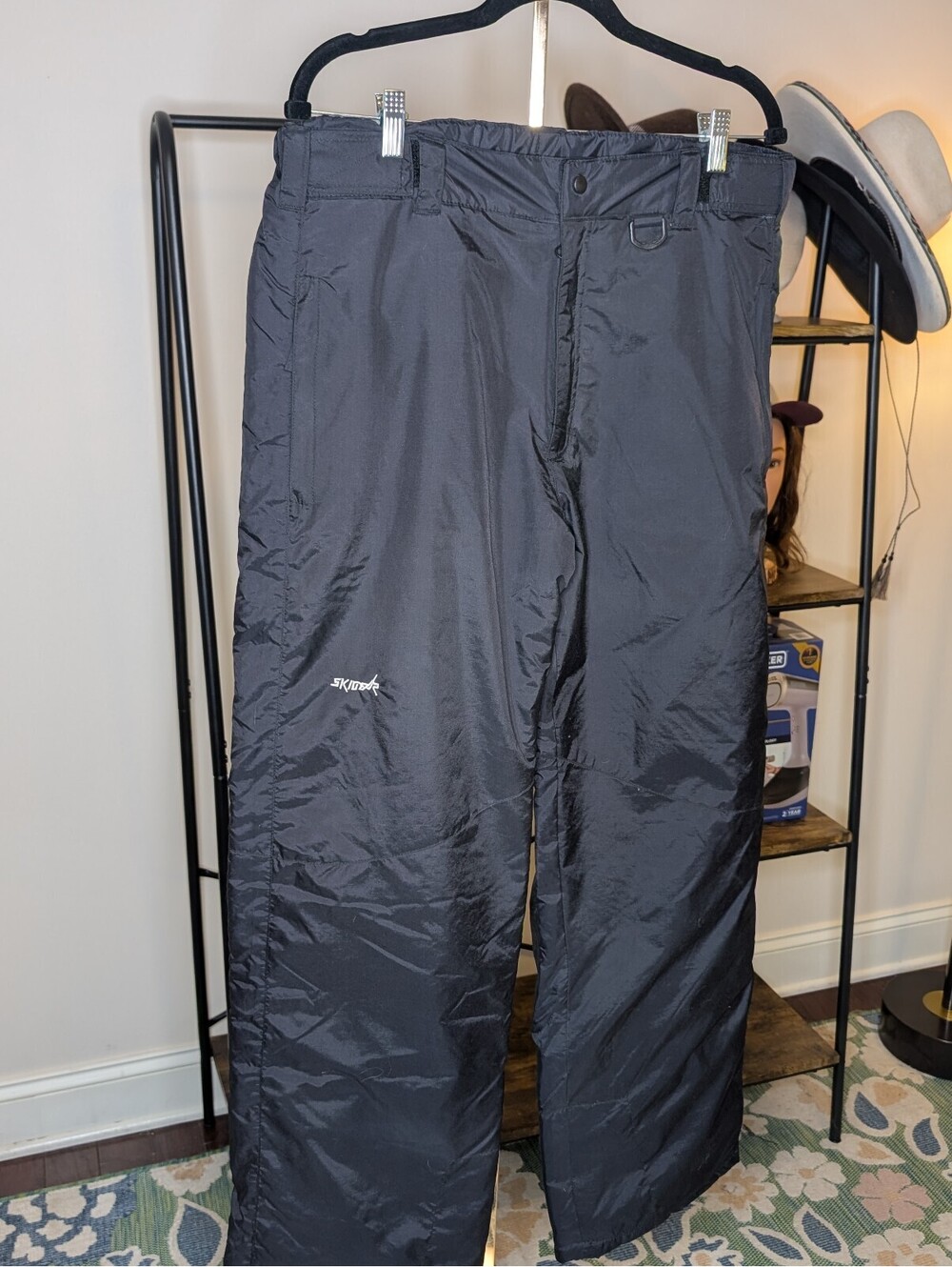 1857 - Men's Ski Gear Black Snow Pants Medium
